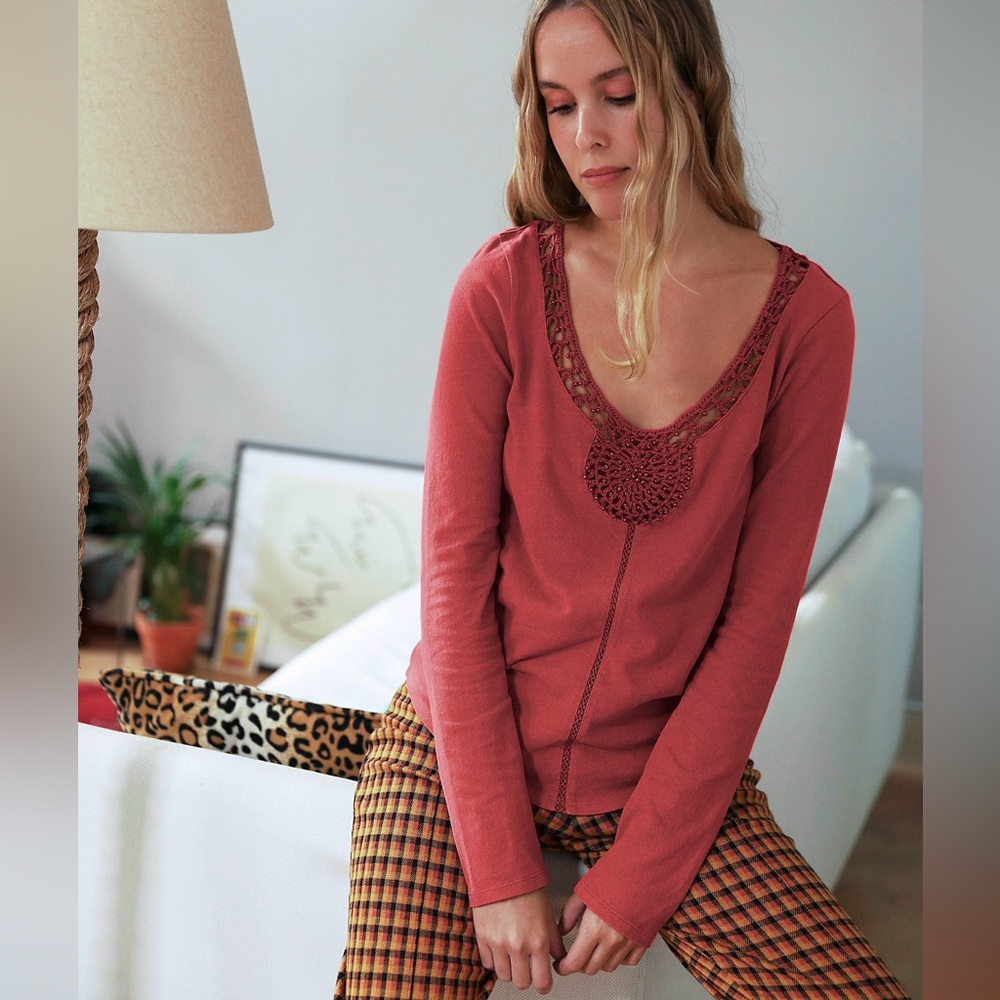 NWT We The Free FP Terra Cotta Front Lace Crochet Scoop Neck T-Shirt Size XS